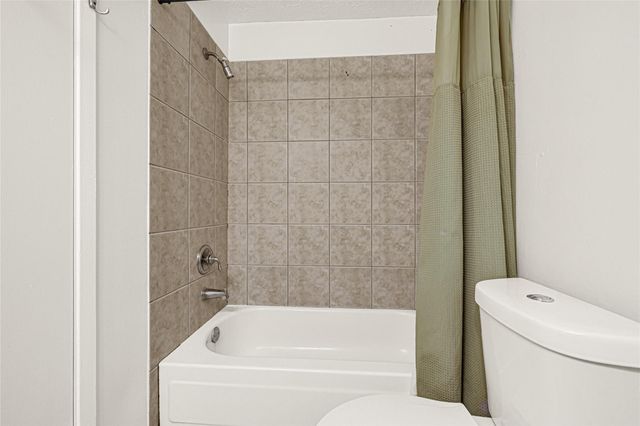 20011 Lions Gate Drive, Humble, TX 77338