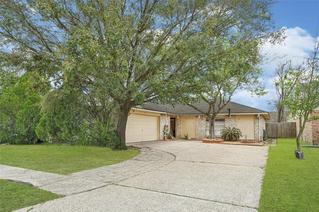 20011 Lions Gate Drive, Humble, TX 77338