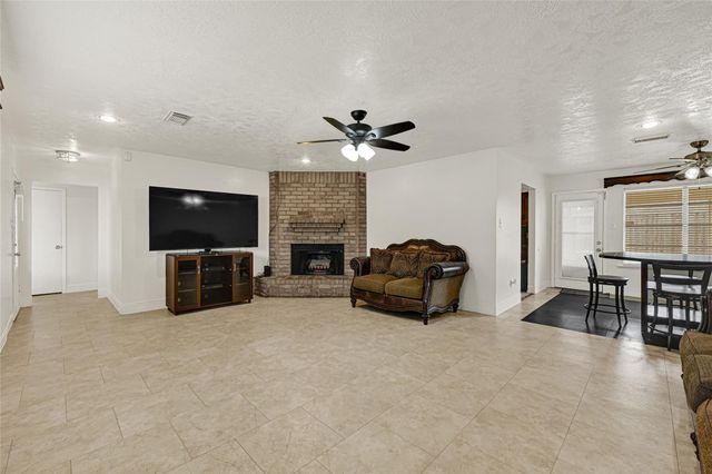 20011 Lions Gate Drive, Humble, TX 77338