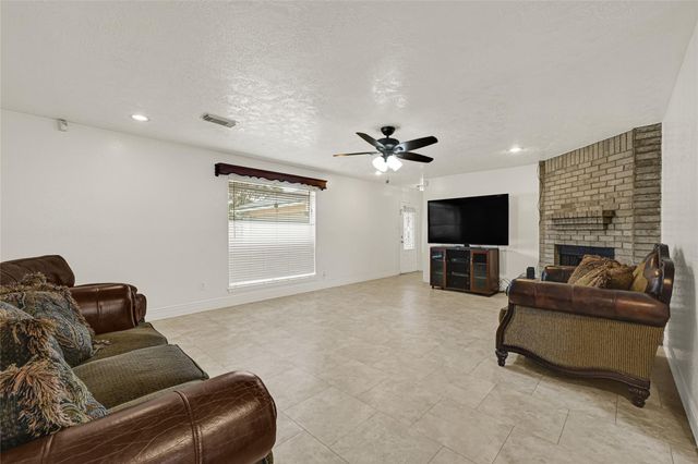 20011 Lions Gate Drive, Humble, TX 77338