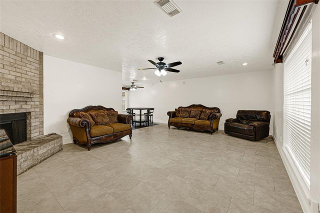 20011 Lions Gate Drive, Humble, TX 77338