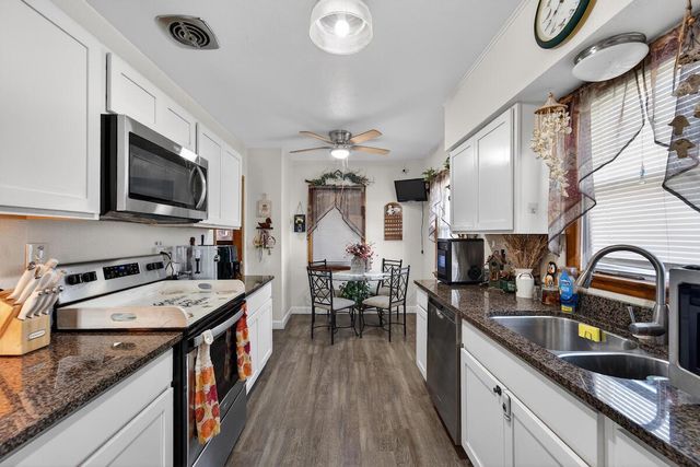 2600 Arthur AVENUE, Racine, WI 53405