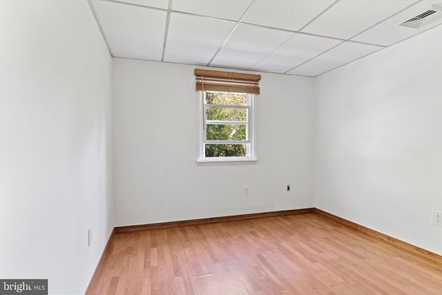 4831 CHARLES RD, Mechanicsburg, PA 17050
