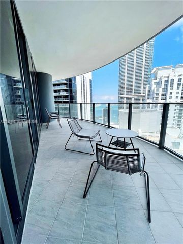 1000 Brickell Plz 4301, Miami, FL 33131