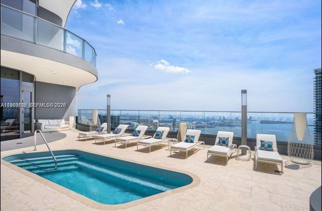 1000 Brickell Plz 4301, Miami, FL 33131