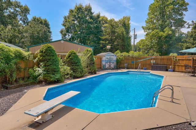 6230 E Spring Circle Drive, Springfield, MO 65809