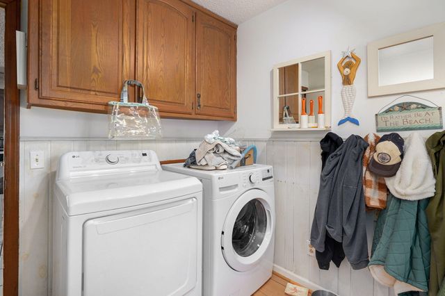6230 E Spring Circle Drive, Springfield, MO 65809