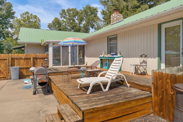6230 E Spring Circle Drive, Springfield, MO 65809