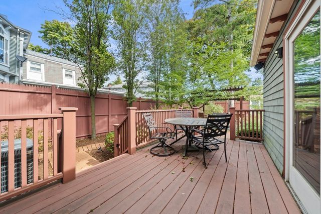 59 Oakland St, Medford, MA 02155