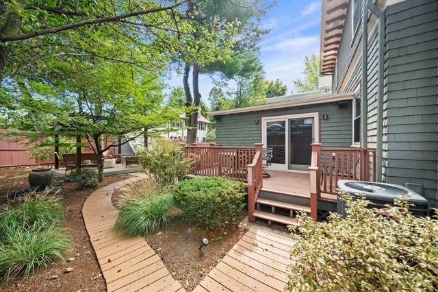 59 Oakland St, Medford, MA 02155