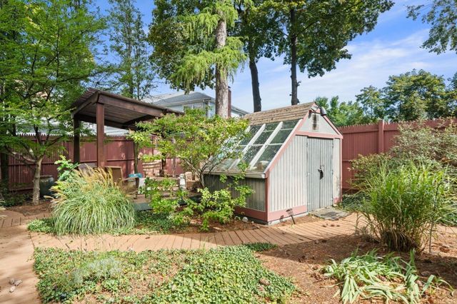 59 Oakland St, Medford, MA 02155