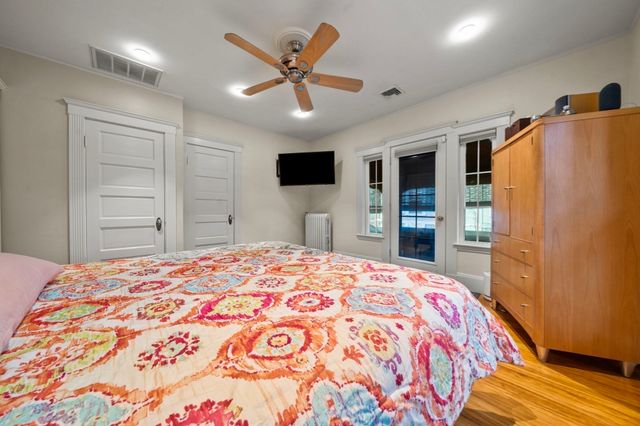 59 Oakland St, Medford, MA 02155