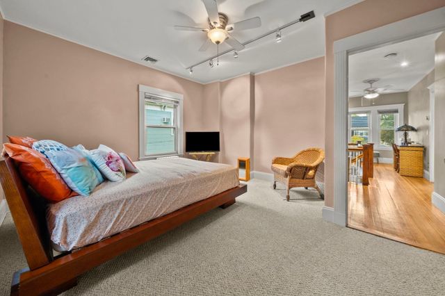 59 Oakland St, Medford, MA 02155