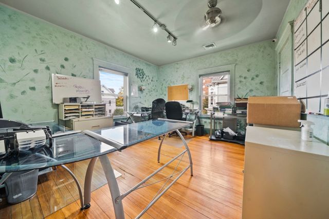 59 Oakland St, Medford, MA 02155