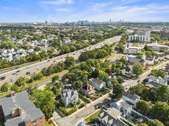 59 Oakland St, Medford, MA 02155
