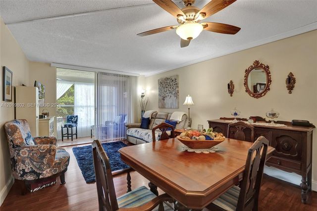 9070 Lime Bay Blvd 110, Tamarac, FL 33321