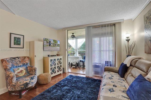 9070 Lime Bay Blvd 110, Tamarac, FL 33321