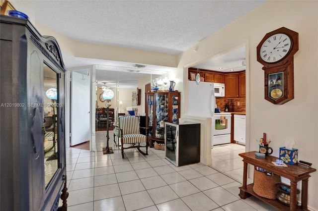 9070 Lime Bay Blvd 110, Tamarac, FL 33321