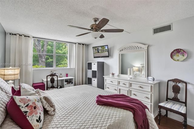 9070 Lime Bay Blvd 110, Tamarac, FL 33321