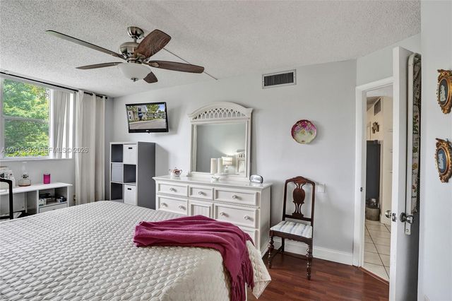 9070 Lime Bay Blvd 110, Tamarac, FL 33321