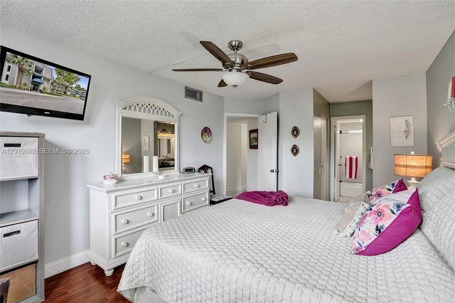 9070 Lime Bay Blvd 110, Tamarac, FL 33321