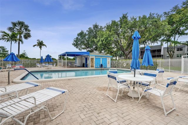 9070 Lime Bay Blvd 110, Tamarac, FL 33321
