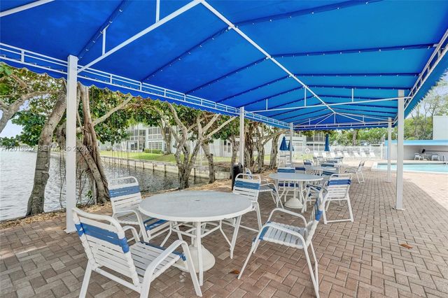 9070 Lime Bay Blvd 110, Tamarac, FL 33321