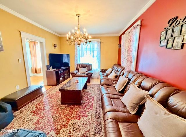 434 Furman Street, Schenectady, NY 12304