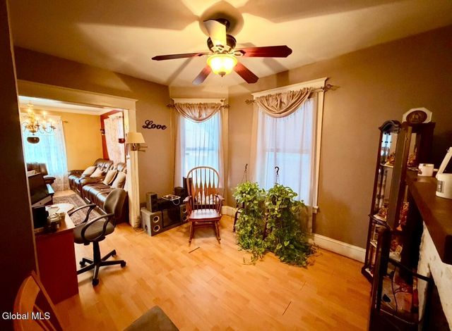 434 Furman Street, Schenectady, NY 12304