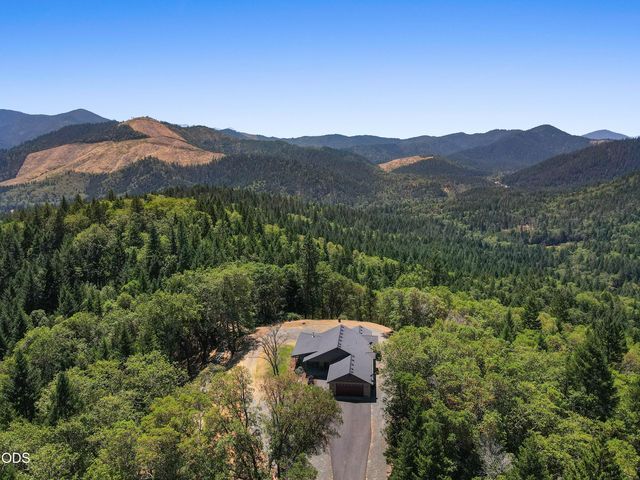 1095 Ingalls Lane, Wilderville, OR 97543