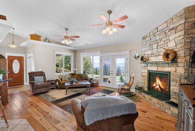 1095 Ingalls Lane, Wilderville, OR 97543