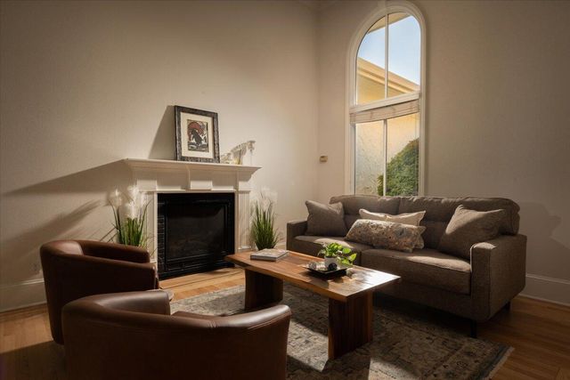 15888 El Camino Robles Road, Redding, CA 96001