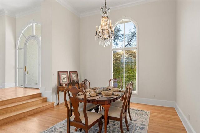 15888 El Camino Robles Road, Redding, CA 96001