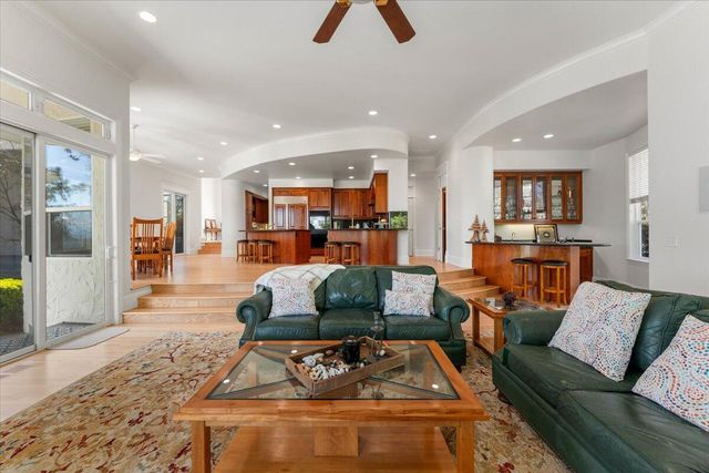 15888 El Camino Robles Road, Redding, CA 96001