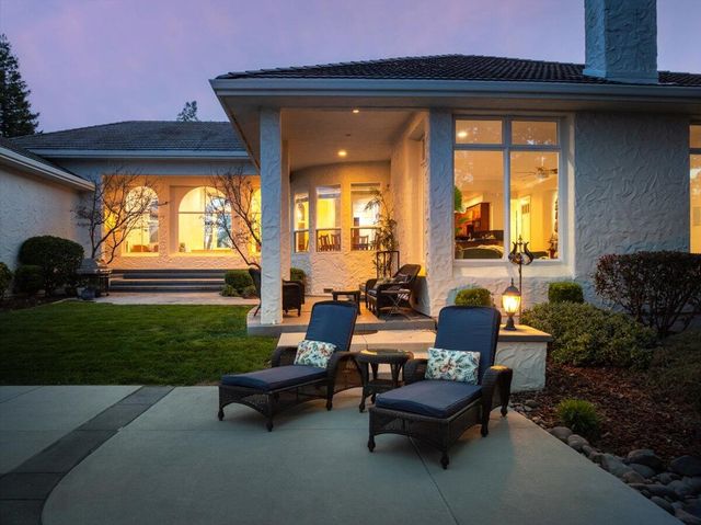 15888 El Camino Robles Road, Redding, CA 96001