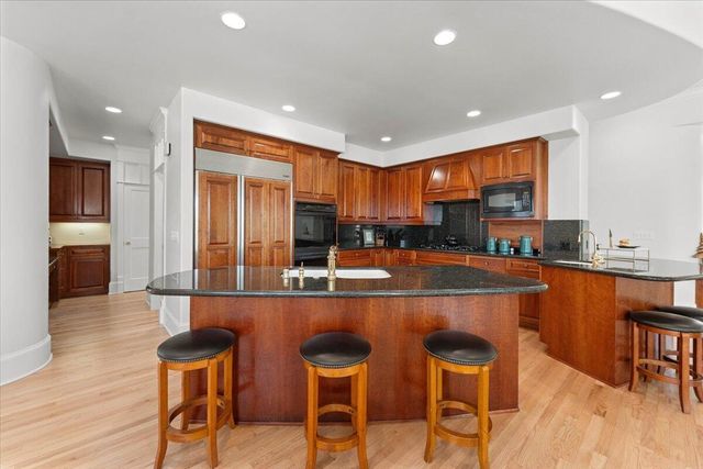 15888 El Camino Robles Road, Redding, CA 96001