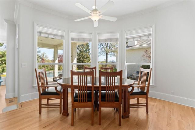 15888 El Camino Robles Road, Redding, CA 96001