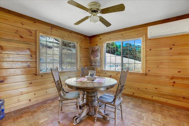 14956 Ballantree Ln, Grass Valley, CA 95949