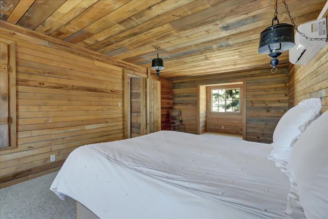 14956 Ballantree Ln, Grass Valley, CA 95949