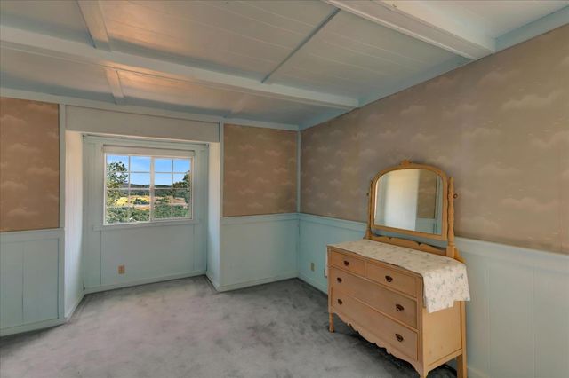 14956 Ballantree Ln, Grass Valley, CA 95949