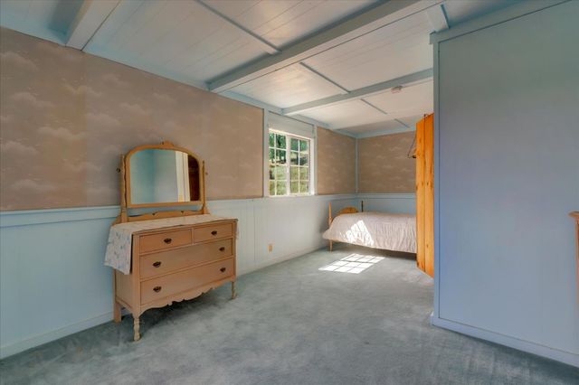 14956 Ballantree Ln, Grass Valley, CA 95949