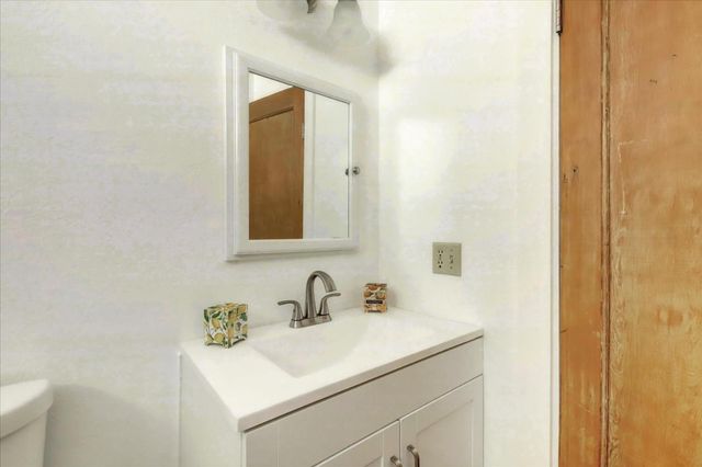 14956 Ballantree Ln, Grass Valley, CA 95949