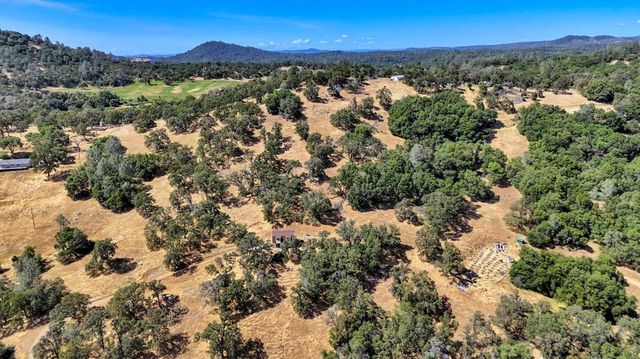 14956 Ballantree Ln, Grass Valley, CA 95949