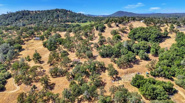 14956 Ballantree Ln, Grass Valley, CA 95949