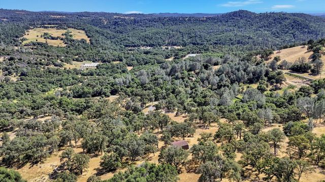 14956 Ballantree Ln, Grass Valley, CA 95949
