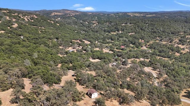 14956 Ballantree Ln, Grass Valley, CA 95949