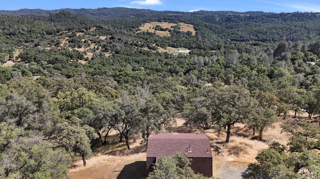 14956 Ballantree Ln, Grass Valley, CA 95949