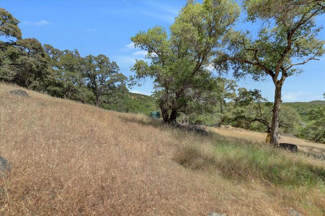 14956 Ballantree Ln, Grass Valley, CA 95949