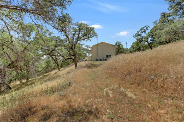 14956 Ballantree Ln, Grass Valley, CA 95949