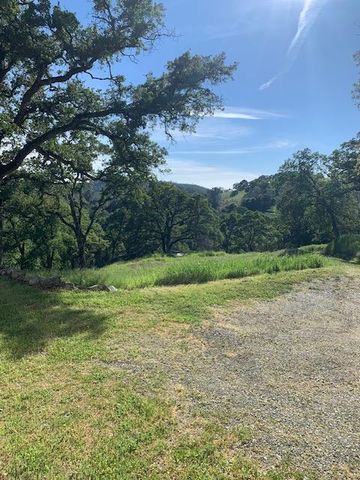 14956 Ballantree Ln, Grass Valley, CA 95949